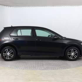 Foto inzerátu Volkswagen Golf 1.2 TSI