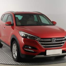 Hyundai Tucson 1.7 CRDi / 19657389