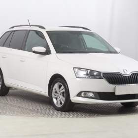 Fotka k inzerátu Škoda Fabia 1.0 TSI / 19590624