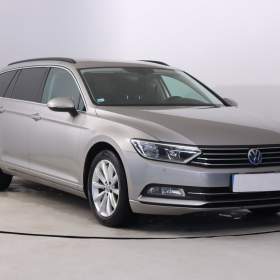 Foto inzerátu Volkswagen Passat 2.0 TDI