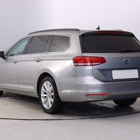 Foto inzerátu Volkswagen Passat 2.0 TDI