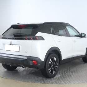 Foto inzerátu Peugeot 2008 1.5 BlueHDi