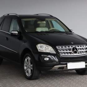 Fotka k inzerátu Mercedes- Benz ML ML 320 CDI / 19389060