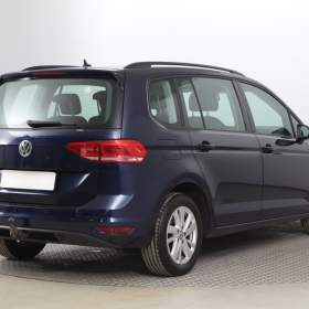 Foto inzerátu Volkswagen Touran 2.0 TDI