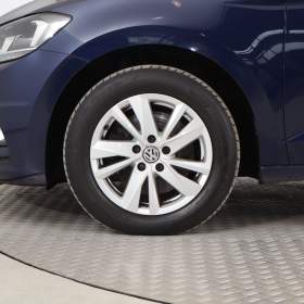 Foto inzerátu Volkswagen Touran 2.0 TDI