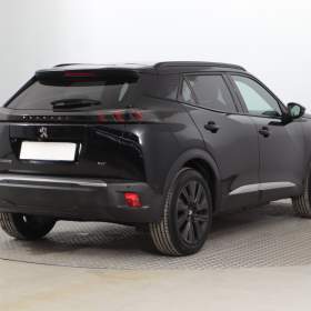 Foto inzerátu Peugeot e-2008 50 kWh