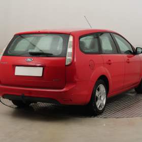 Foto inzerátu Ford Focus 1.6 16V