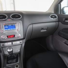 Foto inzerátu Ford Focus 2.0 16V