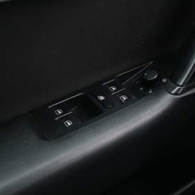 Foto inzerátu Volkswagen Passat 2.0 TDI