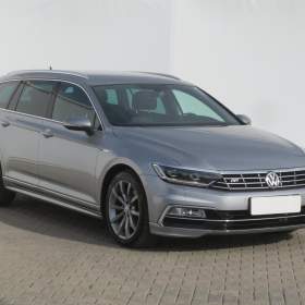Fotka k inzerátu Volkswagen Passat 2.0 TDI / 19612415