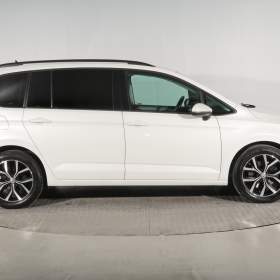 Foto inzerátu Volkswagen Touran 2.0 TDI