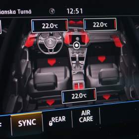 Foto inzerátu Volkswagen Touran 2.0 TDI