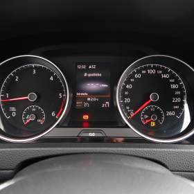 Foto inzerátu Volkswagen Golf 1.6 TDI