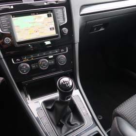 Foto inzerátu Volkswagen Golf 1.6 TDI