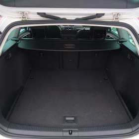 Foto inzerátu Volkswagen Golf 1.6 TDI