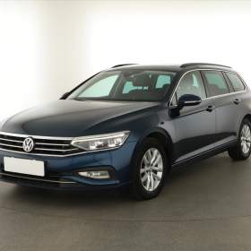 Foto inzerátu Volkswagen Passat 1.5 TSI