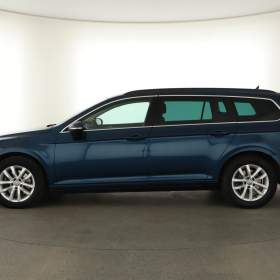 Foto inzerátu Volkswagen Passat 1.5 TSI