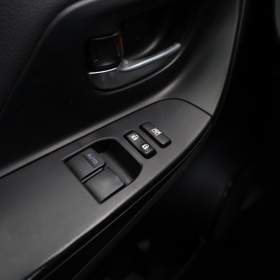 Foto inzerátu Toyota Yaris 1.0 VVT-i