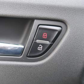 Foto inzerátu Audi A4 2.0 TDI