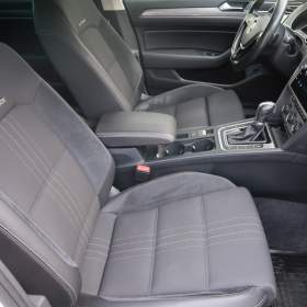 Foto inzerátu Volkswagen Passat 2.0 BiTDI