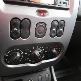 Foto inzerátu Dacia Duster 1.6 16V