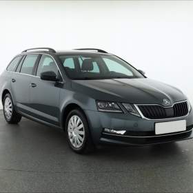 Fotka k inzerátu Škoda Octavia 1.5 TSI / 19657069