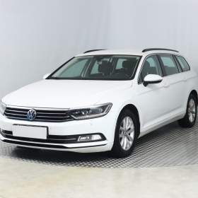 Foto inzerátu Volkswagen Passat 2.0 TDI