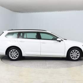 Foto inzerátu Volkswagen Passat 2.0 TDI