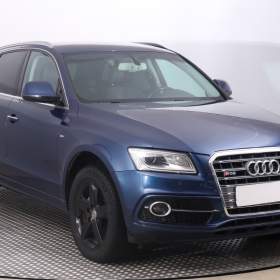 Fotka k inzerátu Audi Q5 2.0 TDI / 19609525