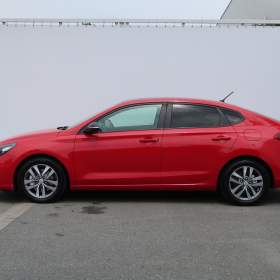 Foto inzerátu Hyundai i30 Fastback 1.0 T-GDI