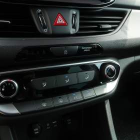 Foto inzerátu Hyundai i30 Fastback 1.0 T-GDI