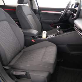 Foto inzerátu Volkswagen Golf 1.5 TSI