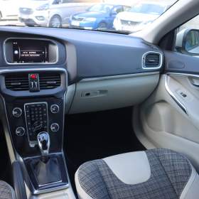 Foto inzerátu Volvo V40 1.5 T2