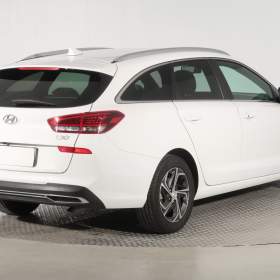 Foto inzerátu Hyundai i30 1.5 T-GDI MHEV