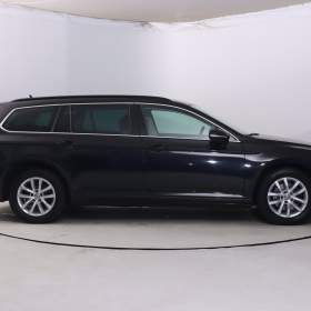 Foto inzerátu Volkswagen Passat 2.0 TDI