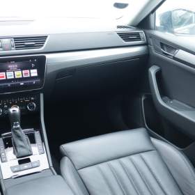 Foto inzerátu Škoda Superb 2.0 TDI