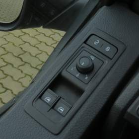 Foto inzerátu Volkswagen Transporter 2.0 TDI