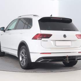 Foto inzerátu Volkswagen Tiguan 2.0 BiTDI