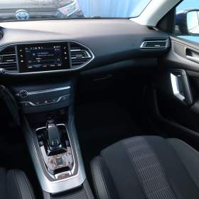 Foto inzerátu Peugeot 308 1.2 PureTech