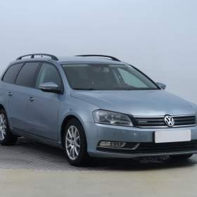 Volkswagen Passat 1.6 TDI / 19661971