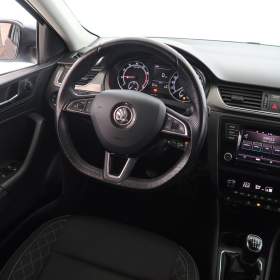 Škoda Rapid 1.0 TSI / 19661977