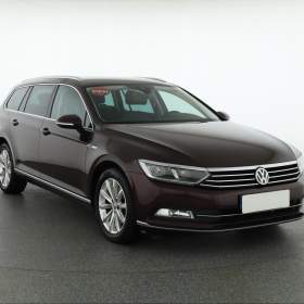Foto inzerátu Volkswagen Passat 2.0 TDI