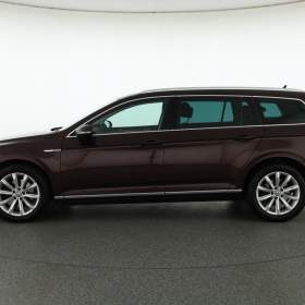 Foto inzerátu Volkswagen Passat 2.0 TDI