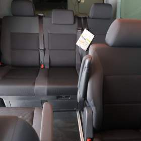 Foto inzerátu Volkswagen Multivan 2.0 TDI