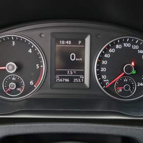 Foto inzerátu Volkswagen Multivan 2.0 TDI