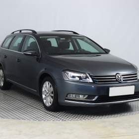 Fotka k inzerátu Volkswagen Passat 2.0 TDI / 19654541