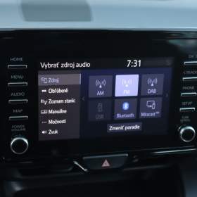 Foto inzerátu Toyota Yaris 1.5 VVT-i Hybrid