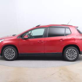 Foto inzerátu Peugeot 2008 1.2 PureTech