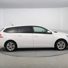 Foto inzerátu Peugeot 308 1.5 BlueHDi