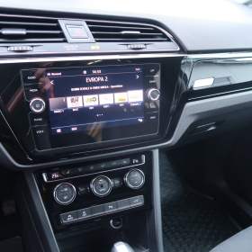 Foto inzerátu Volkswagen Touran 1.5 TSI